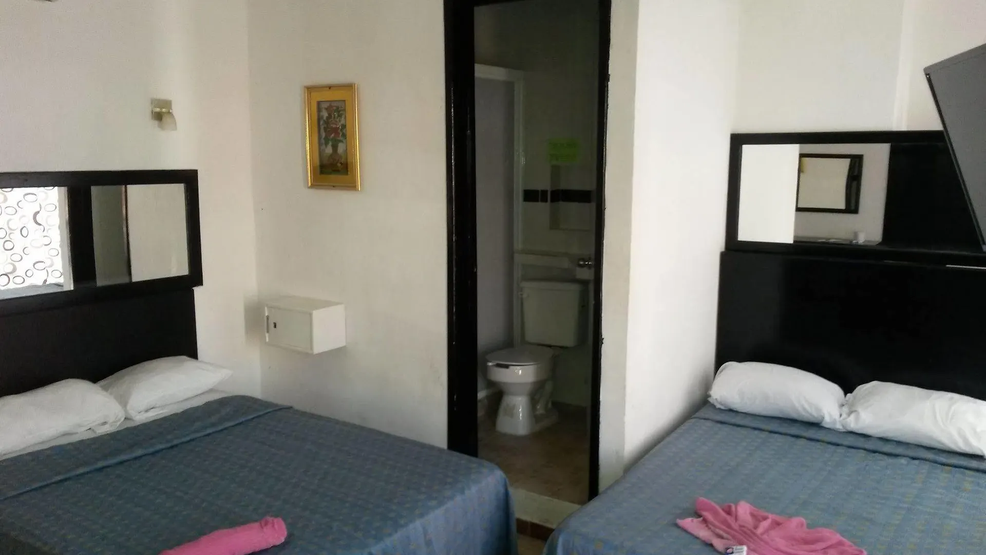 Hotel Hacienda Agua Azul プレヤデルカーメン 2*,  メキシコ