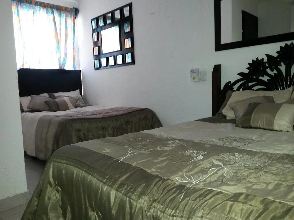 Hotel Hacienda Agua Azul بلايا ديل كارمن