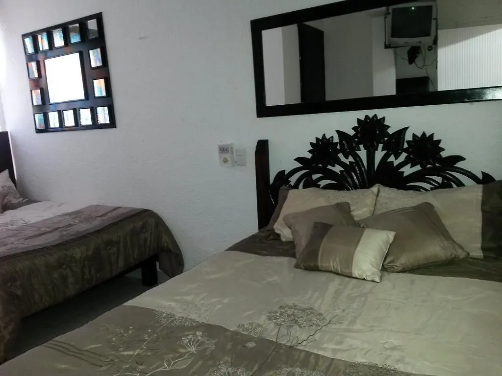 Hotel Hacienda Agua Azul Playa del Carmen